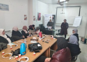 ورشتي توعية للنساء المستفيدات من التحويلات الطبية