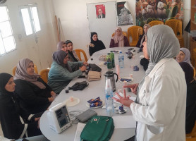 لقاء توعوي حول الأمراض المزمنة في مخيم عقبة جبر