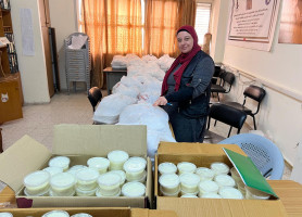 جمعية النجدة الاجتماعية لتنمية المرأة &ndash; فرع طولكرم تواصل توزيع وجبات الإفطار للنازحين والمحتاجين لليوم الثالث