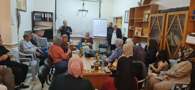جمعية النجدة الاجتماعية تستضيف جلسة حوار مجتمعي لتعزيز التماسك الاجتماعي في طولكرم