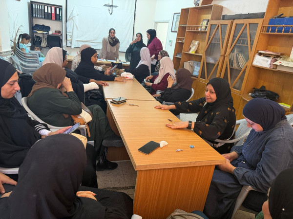 جمعية النجدة الاجتماعية لتنمية المرأة الفلسطينية بالشراكة مع مؤسسة جذور للإنماء الصحي والاجتماعي تختتم جلسات مشروع الدعم النفسي والاجتماعي في طولكرم